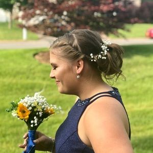 Meet your Posher, Emelene